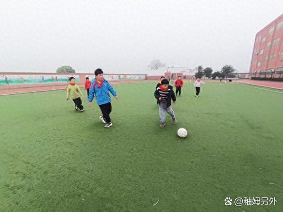 2025年澳门9点35分07和换下课铃学生大哭与换下课铃学生大哭视频