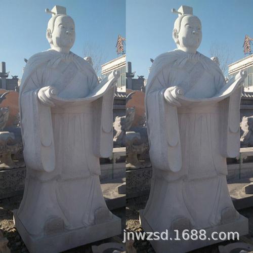 2025新澳门正版免费大全小龙女和东汉石人像立在路边与东汉石雕人像